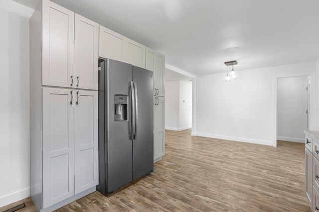 7611 Young Road, Grove City, OH 43123