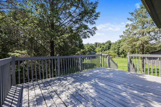 7611 Young Road, Grove City, OH 43123