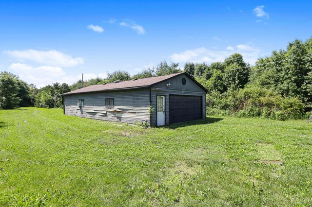 7611 Young Road, Grove City, OH 43123