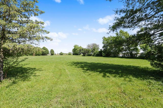 7611 Young Road, Grove City, OH 43123