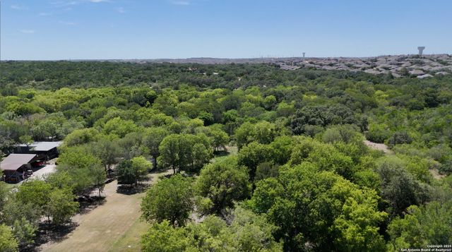 1365 Grosenbacher, San Antonio, TX 78245