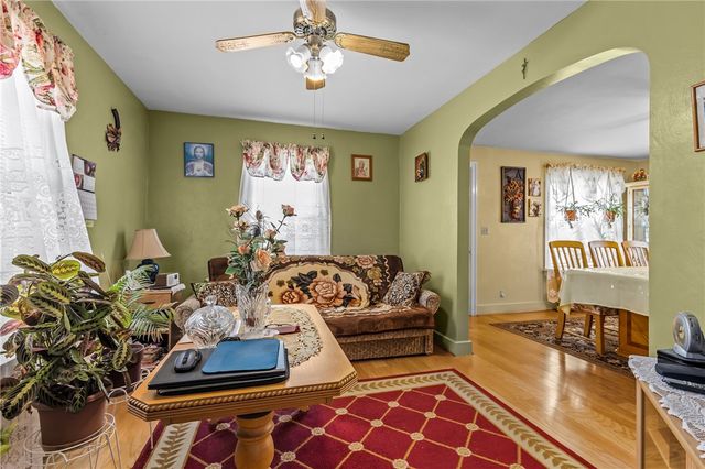 43 Virginia Avenue, Woonsocket, RI 02895