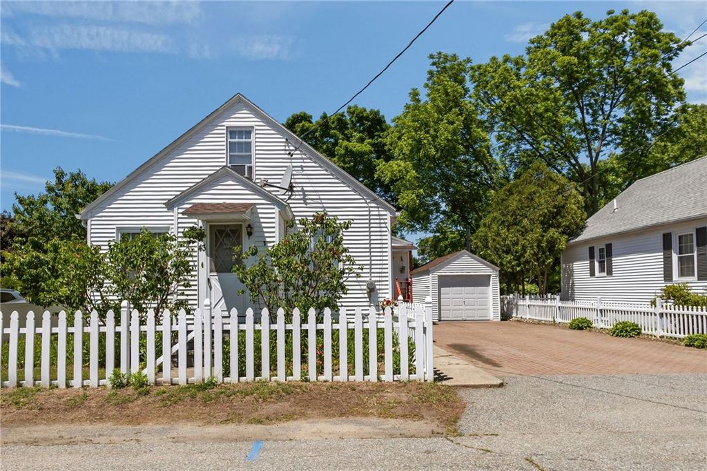 43 Virginia Avenue, Woonsocket, RI 02895