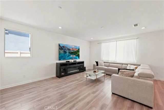 756 Green Court, Perris, CA 92571