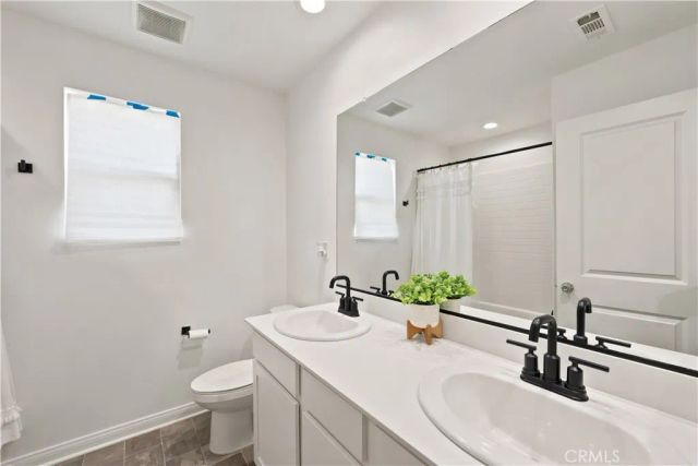 756 Green Court, Perris, CA 92571