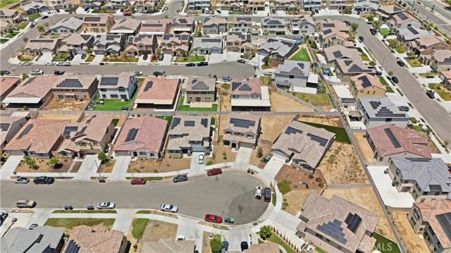 756 Green Court, Perris, CA 92571