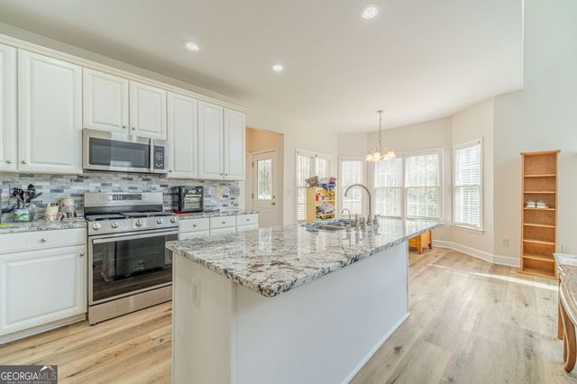 4706 Cedar Wood Drive SW, Lilburn, GA 30047