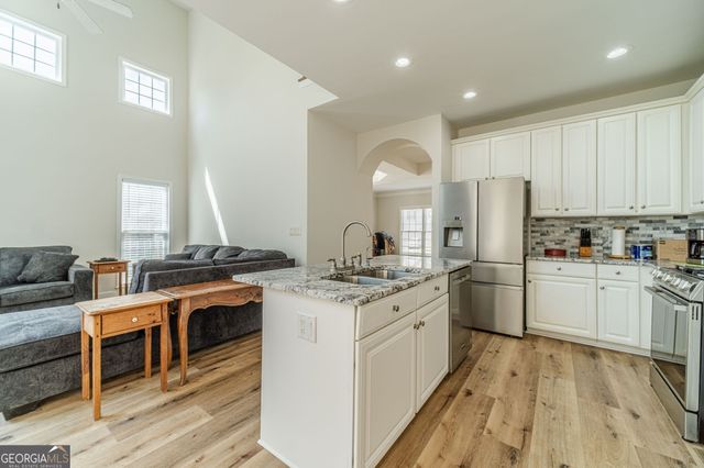 4706 Cedar Wood Drive SW, Lilburn, GA 30047