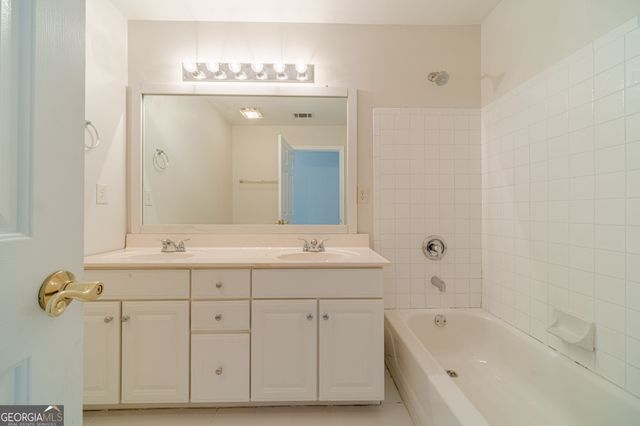 4706 Cedar Wood Drive SW, Lilburn, GA 30047