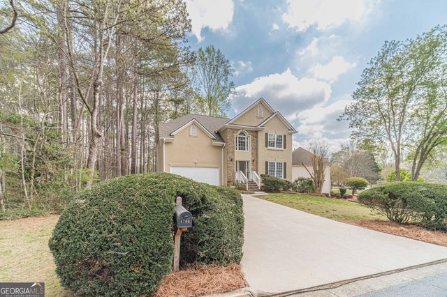 4706 Cedar Wood Drive SW, Lilburn, GA 30047