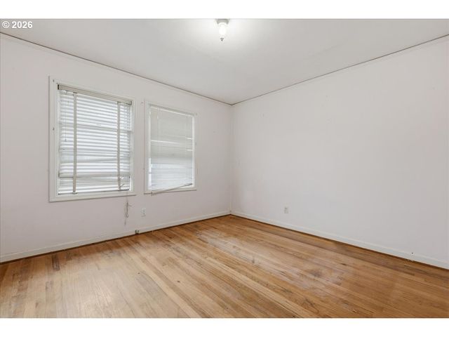 3545 Se 74TH Ave, Portland, OR 97206