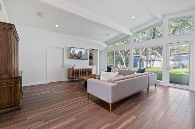 412 Ridgewood RD, West Lake Hills, TX 78746