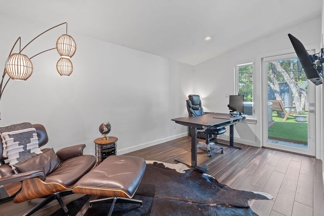 412 Ridgewood RD, West Lake Hills, TX 78746