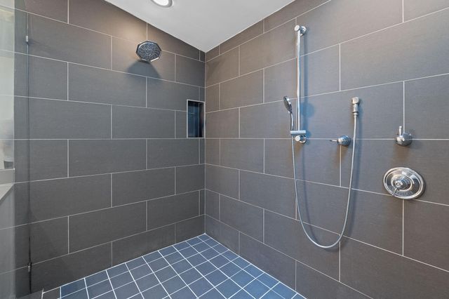 412 Ridgewood RD, West Lake Hills, TX 78746