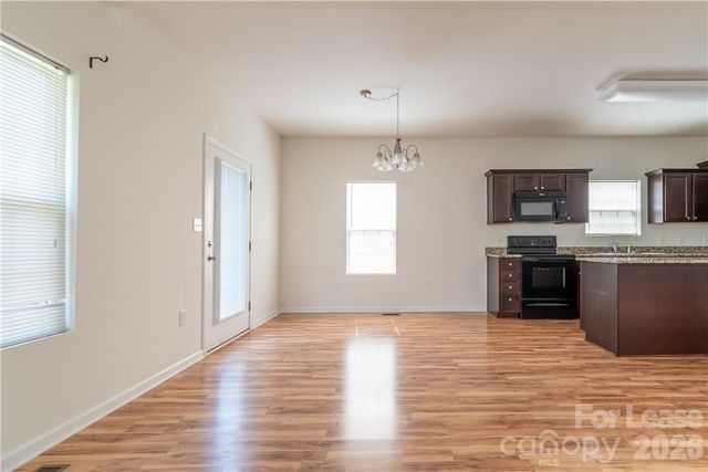 108 Lookout Point Place, Mooresville, NC 28115