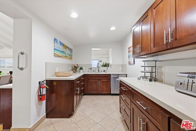 10724 Barman Avenue, Culver City, CA 90230