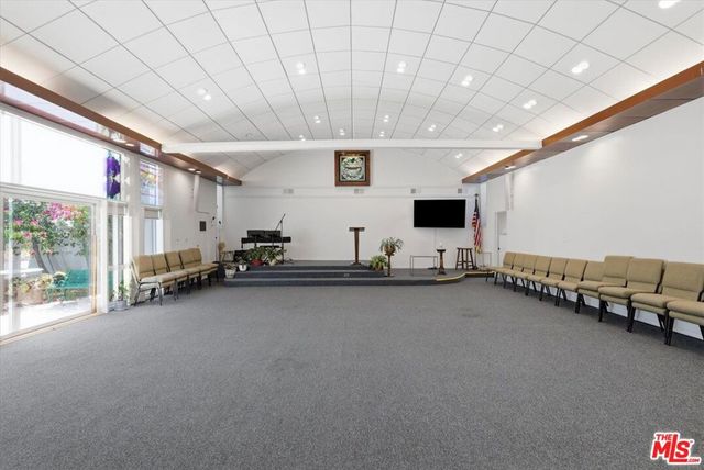 10724 Barman Avenue, Culver City, CA 90230