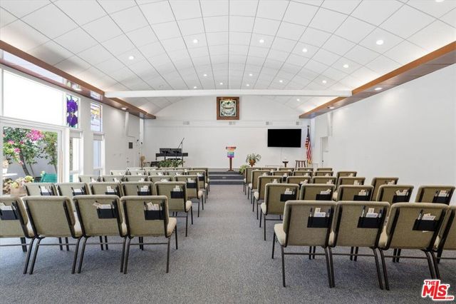 10724 Barman Avenue, Culver City, CA 90230