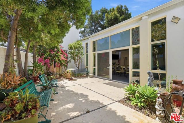 10724 Barman Avenue, Culver City, CA 90230