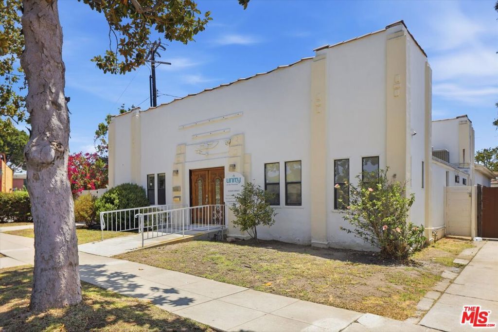 10724 Barman Avenue, Culver City, CA 90230