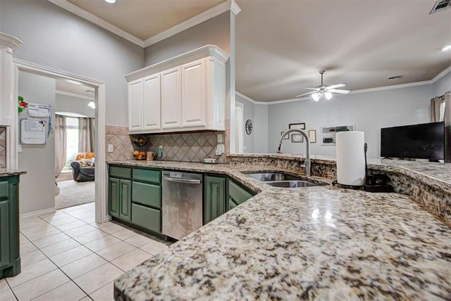 14020 Korbyn Drive, Yukon, OK 73099