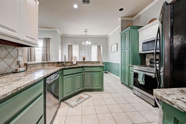 14020 Korbyn Drive, Yukon, OK 73099
