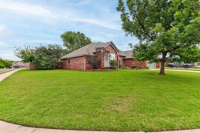 14020 Korbyn Drive, Yukon, OK 73099