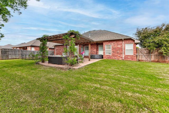 14020 Korbyn Drive, Yukon, OK 73099