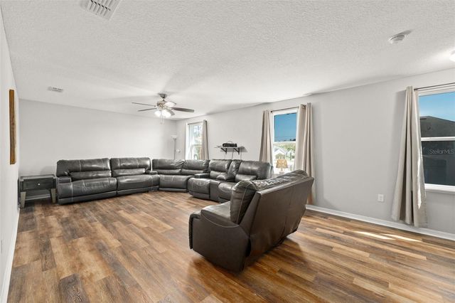 1049 NW 233RD DRIVE, Newberry, FL 32669