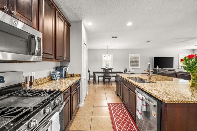 1049 NW 233RD DRIVE, Newberry, FL 32669