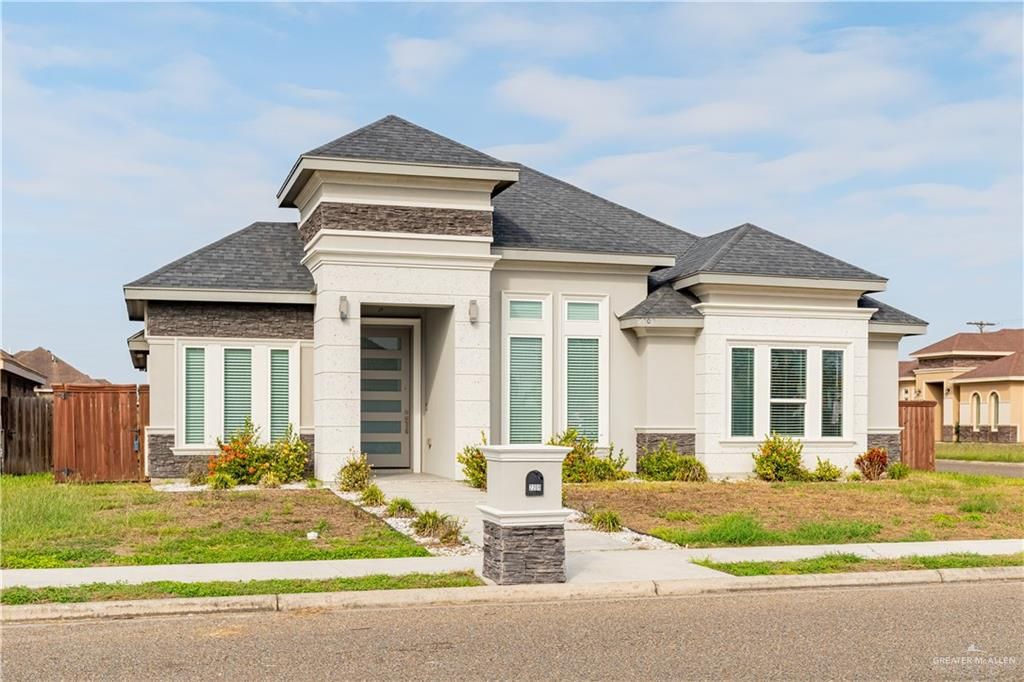 2209 Salvador Avenue, Weslaco, TX 78596