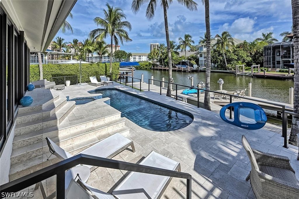 159 Conners AVE, Naples, FL 34108