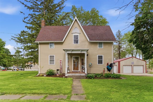 103 Park Avenue NE, Mitchellville, IA 50169
