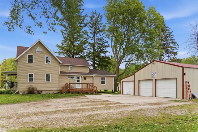 103 Park Avenue NE, Mitchellville, IA 50169