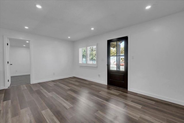 262 Del Monte, Yuba City, CA 95991