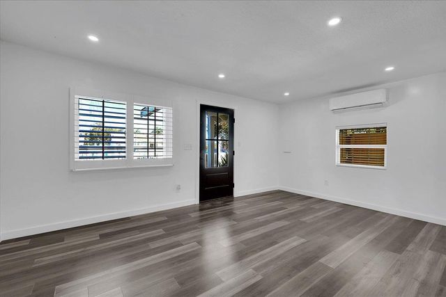 262 Del Monte, Yuba City, CA 95991