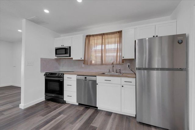 262 Del Monte, Yuba City, CA 95991