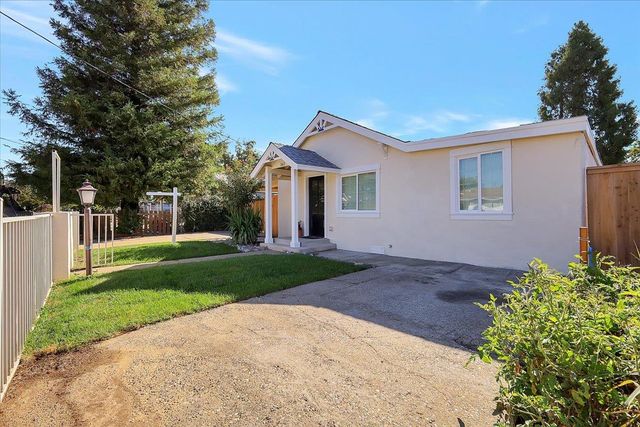 262 Del Monte, Yuba City, CA 95991