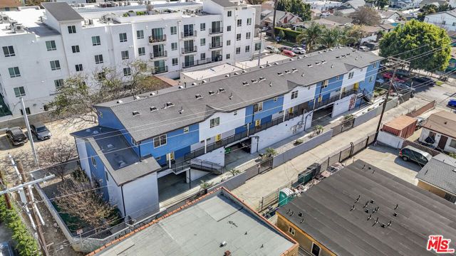 1271 W 39th Place, Los Angeles, CA 90037