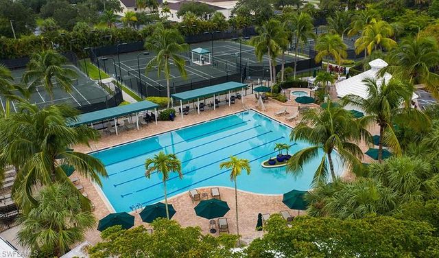 1405 Sweetwater CV 204, Naples, FL 34110