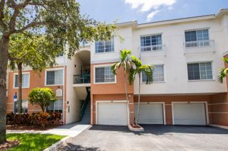 1305 Myrtlewood Circle E, Palm Beach Gardens, FL 33418