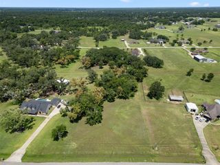 802 China Grove Drive, Rosharon, TX 77583