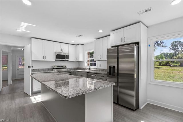 113 Rawlsdale RD, Franklin, VA 23851