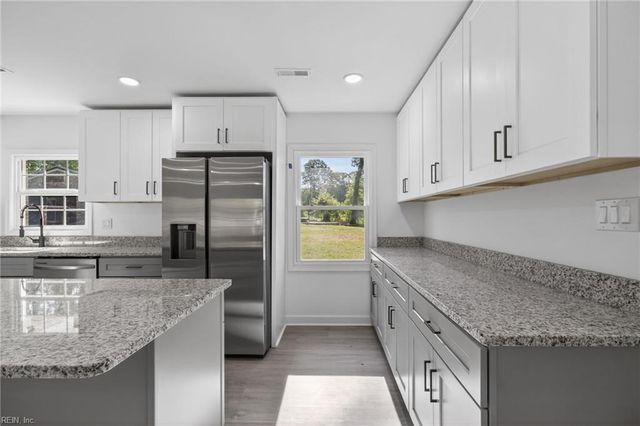 113 Rawlsdale RD, Franklin, VA 23851