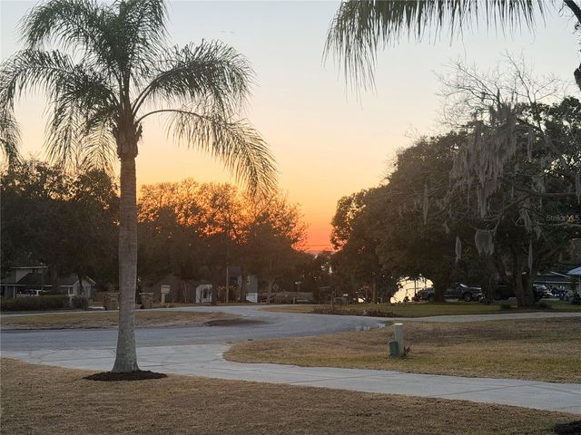 12933 SUNSET AVENUE, Clermont, FL 34711