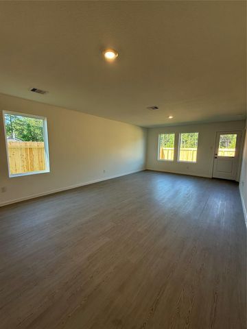 12809 Naval Drive, Conroe, TX 77306