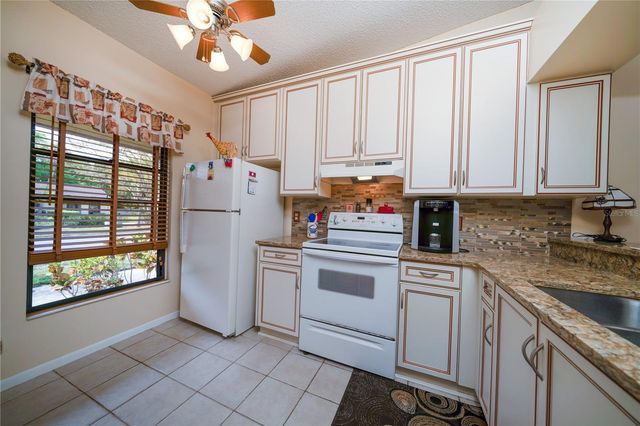 1375 AZALEA DRIVE 1501, Dunedin, FL 34698