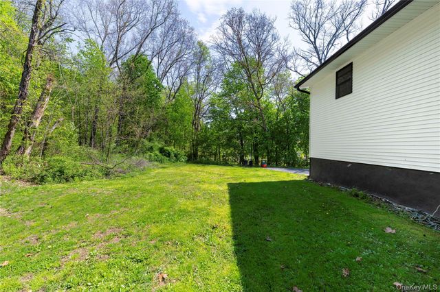 15 Larissa Lane, Wappingers Falls, NY 12590