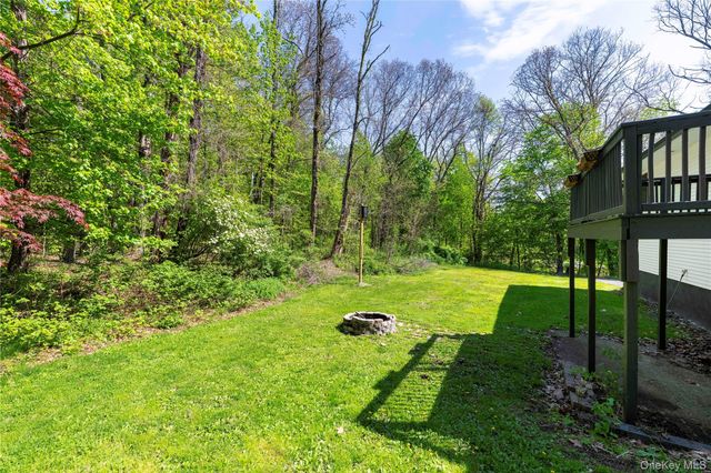 15 Larissa Lane, Wappingers Falls, NY 12590