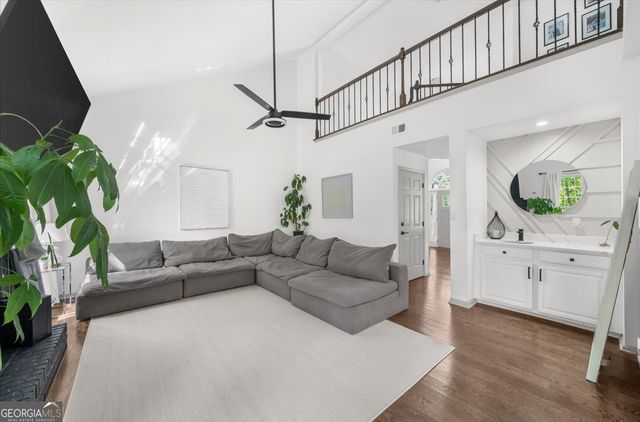 11285 Vedrines Drive, Johns Creek, GA 30022